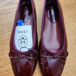 Cider Burgundy Red Flats size 39 Women's 8 8.5